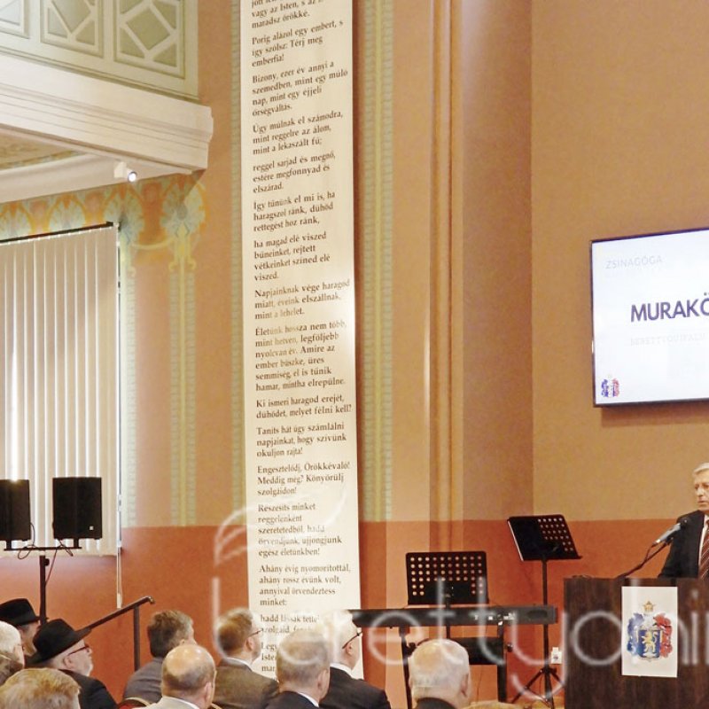 Átadták a felújított zsinagógát 02